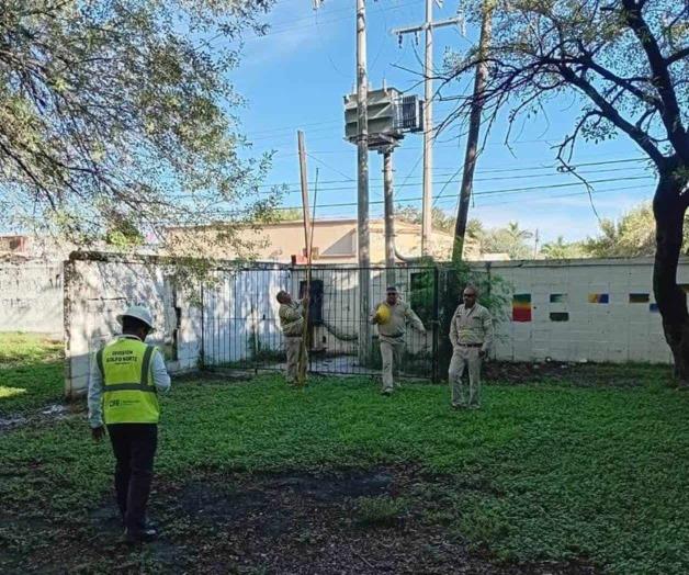 Atiende CFE falta de energía eléctrica Atiende CFE falta de energía eléctrica