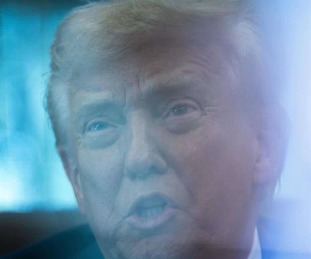 Trump afirma que ejército de EEUU atacó otra lancha que supuestamente transportaba drogas Trump afirma que ejército de EEUU atacó otra lancha que supuestamente transportaba drogas