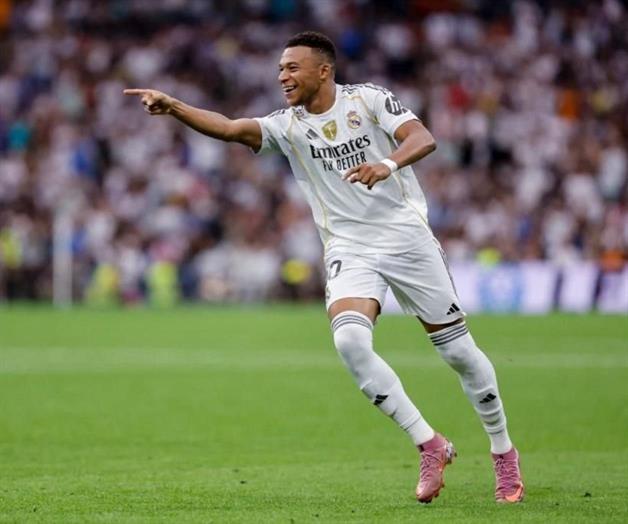 Real Madrid se impone al Espanyol y se afianza como líder Real Madrid se impone al Espanyol y se afianza como líder