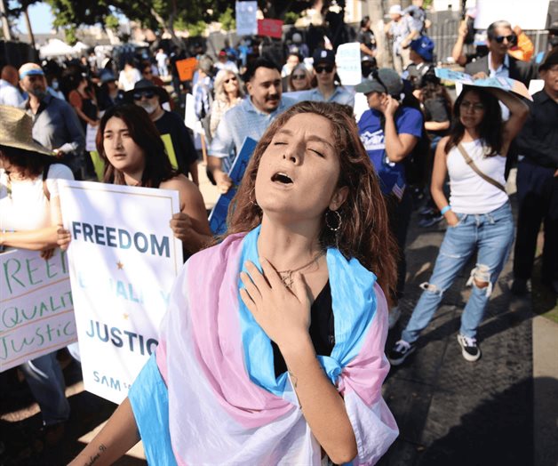 Prohíben a agentes se cubran el rostro Prohíben a agentes se cubran el rostro