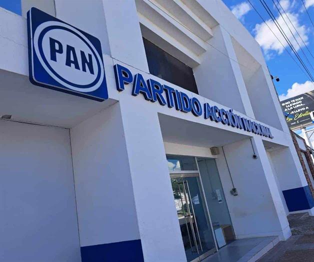 Eligen a puerta cerrada a consejeros estatales Eligen a puerta cerrada a consejeros estatales