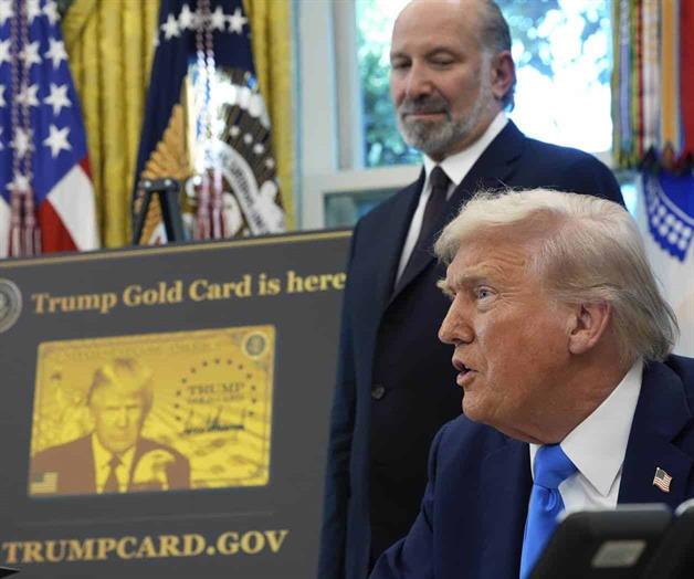 Nuevas tarifas de visas H-1B causan confusión Nuevas tarifas de visas H-1B causan confusión