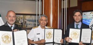 Firman acuerdo para fortalecer combate al contrabando de mercancías