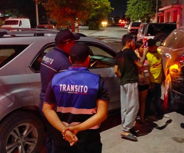 Lesiona ebrio a 2 en triple choque Lesiona ebrio a 2 en triple choque