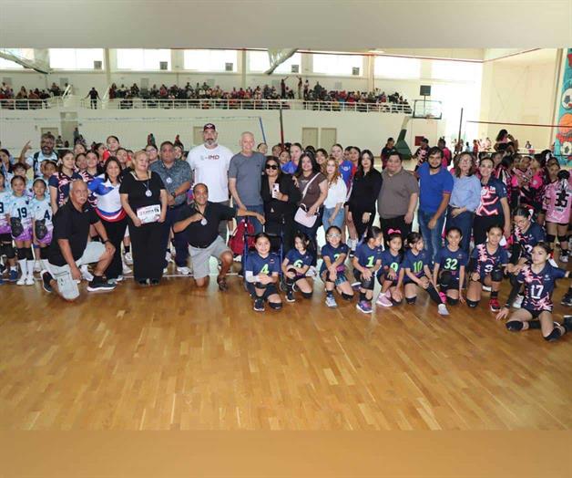 Cumplen con la segunda Copa Ángeles de Voleibol Cumplen con la segunda Copa Ángeles de Voleibol