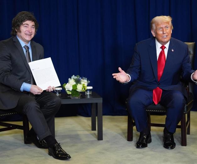 Donald Trump se reúne con Javier Milei para ofrecer ayuda económica a Argentina Donald Trump se reúne con Javier Milei para ofrecer ayuda económica a Argentina