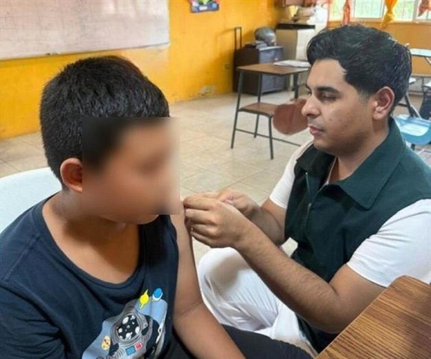 Vacunan adolescentes en San Fernando Vacunan adolescentes en San Fernando