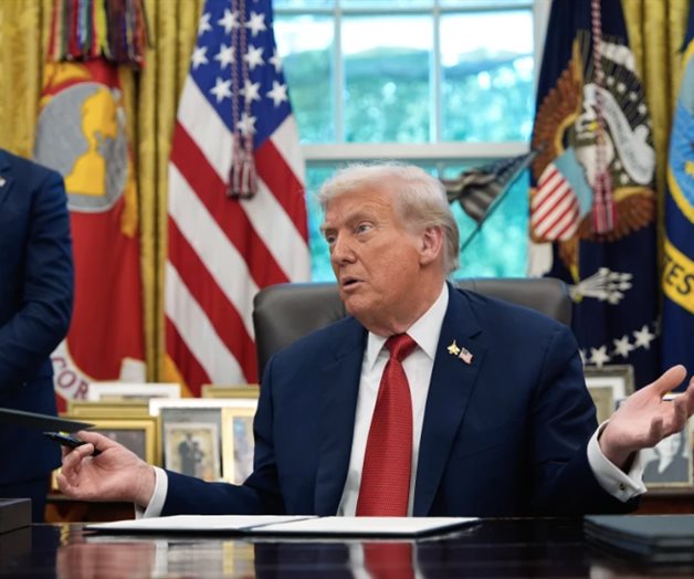 Trump anuncia aranceles a medicamentos, muebles y camiones pesados Trump anuncia aranceles a medicamentos, muebles y camiones pesados