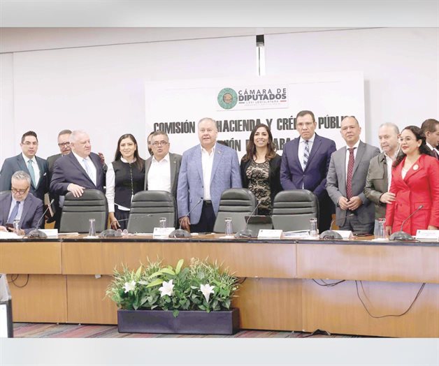 Golpea SAT corrupción en Aduanas Golpea SAT corrupción en Aduanas