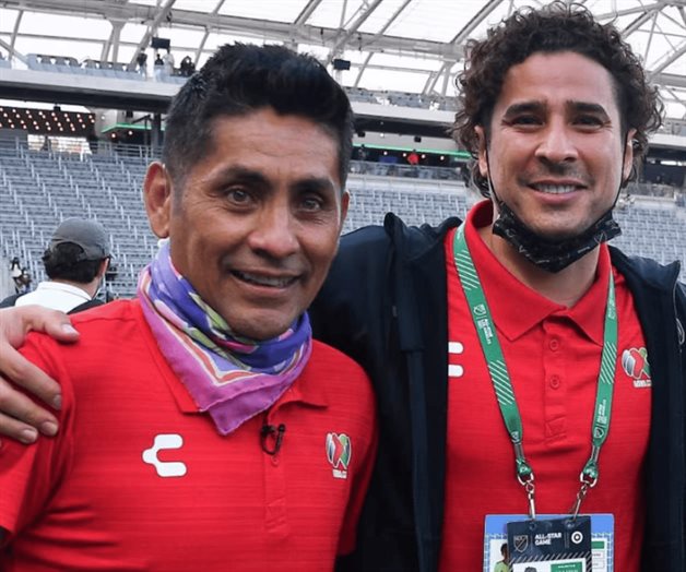 Jorge Campos deja a Guillermo Ochoa sin Mundial Jorge Campos deja a Guillermo Ochoa sin Mundial