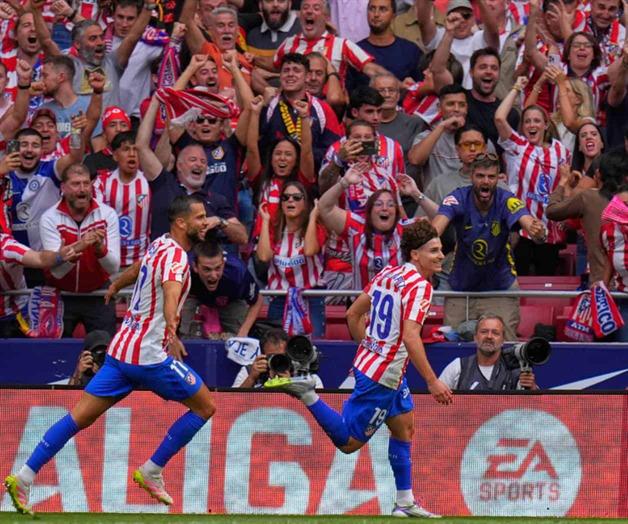 Con doblete de Julián Álvarez, el Atlético golea 5-2 al Real Madrid en el derbi Con doblete de Julián Álvarez, el Atlético golea 5-2 al Real Madrid en el derbi