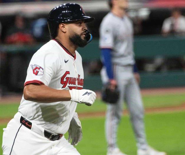 Guardianes aseguran boleto de playoffs en la Americana con victoria 3-2 sobre Rangers Guardianes aseguran boleto de playoffs en la Americana con victoria 3-2 sobre Rangers