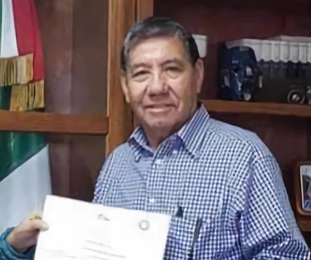 Recuerdan al profesor Eugenio Cruz Recuerdan al profesor Eugenio Cruz
