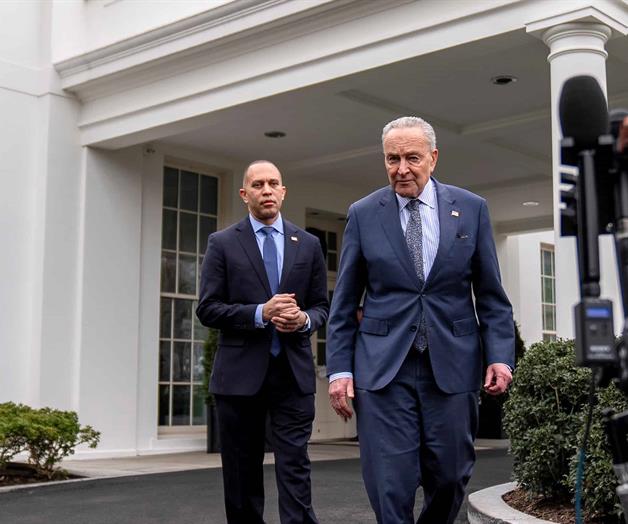 Demócratas y republicanos inflexibles Demócratas y republicanos inflexibles