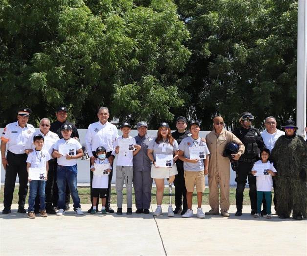 Niños con cáncer se vuelven Policías por un día con SSPT