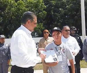 Niños con cáncer se vuelven Policías por un día con SSPT