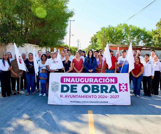 Inaugura Nataly pavimentación Inaugura Nataly pavimentación
