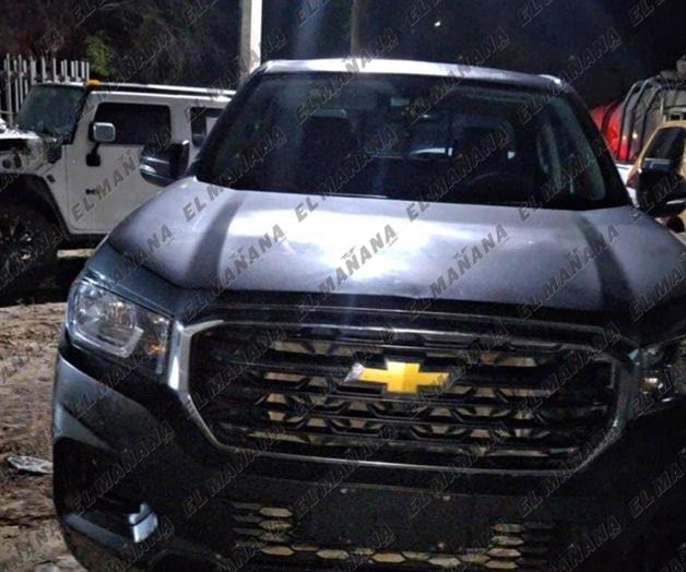 Aseguran 2 camionetas y cargadores en Padilla, Tamaulipas Aseguran 2 camionetas y cargadores en Padilla, Tamaulipas