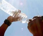 ¿Bebes suficiente agua durante el día?