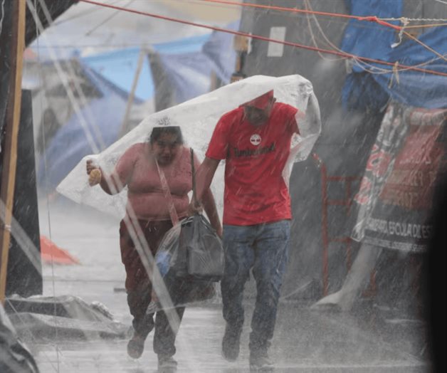 Potencial ciclón Priscilla se acerca a México Potencial ciclón Priscilla se acerca a México