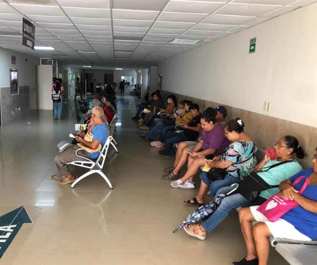 Advierten de recortes en el sistema de salud Advierten de recortes en el sistema de salud