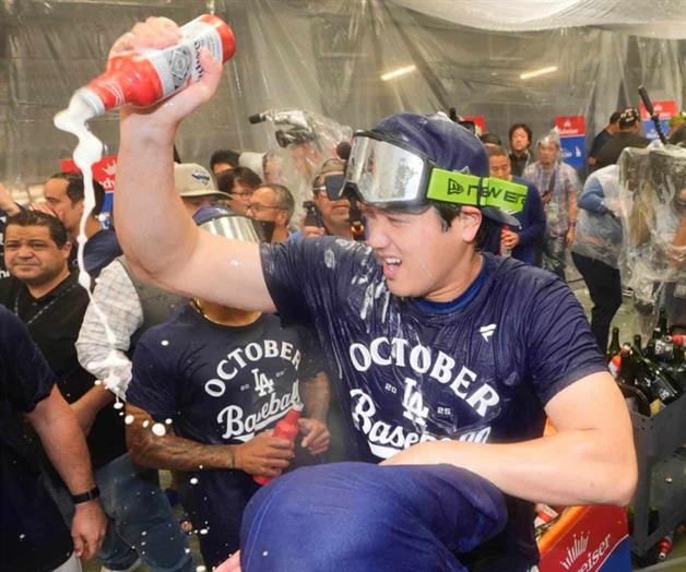 Shohei Ohtani debutará como lanzador en postemporada con Dodgers en la hostil Filadelfia Shohei Ohtani debutará como lanzador en postemporada con Dodgers en la hostil Filadelfia