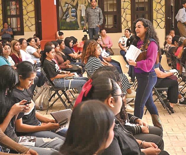 Secretaría de la Mujer lleva Asamblea a Tula