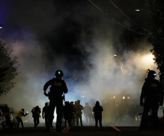 Trump envía Guardia Nacional a Oregon; gobernadores demócratas prometen ir a tribunales Trump envía Guardia Nacional a Oregon; gobernadores demócratas prometen ir a tribunales