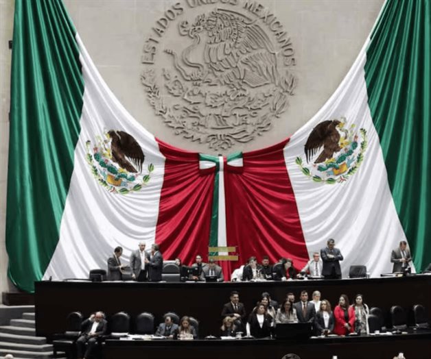 Diputados reciben iniciativa para expedir Ley Orgánica de la Armada Diputados reciben iniciativa para expedir Ley Orgánica de la Armada