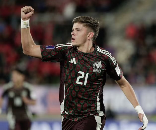 México golea y elimina a Chile para avanzar a cuartos del Mundial