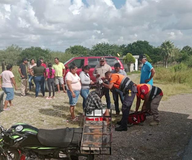 Motociclista queda herido en aparatoso choque Motociclista queda herido en aparatoso choque