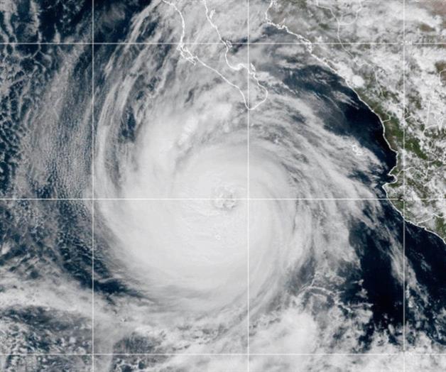 La tormenta Jerry avanza en el Atlántico; Priscilla avanza por costas del Pacífico mexicano La tormenta Jerry avanza en el Atlántico; Priscilla avanza por costas del Pacífico mexicano