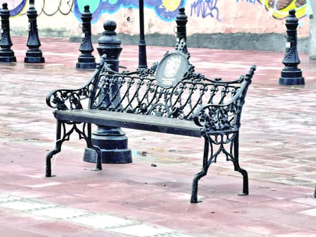 Demandan drenaje pluvial en la peatonal por lluvias Demandan drenaje pluvial en la peatonal por lluvias