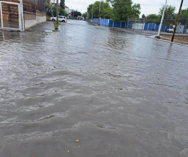 Provocan lluvias encharcamientos en partes bajas
