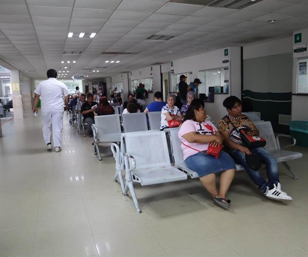 Atiende IMSS a m&aacute;s de 243 mil en fin de semana