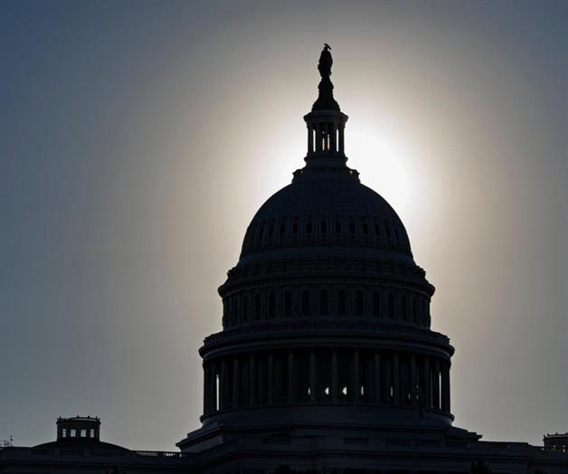 EEUU inicia despidos de trabajadores federales en medio del cierre del gobierno EEUU inicia despidos de trabajadores federales en medio del cierre del gobierno