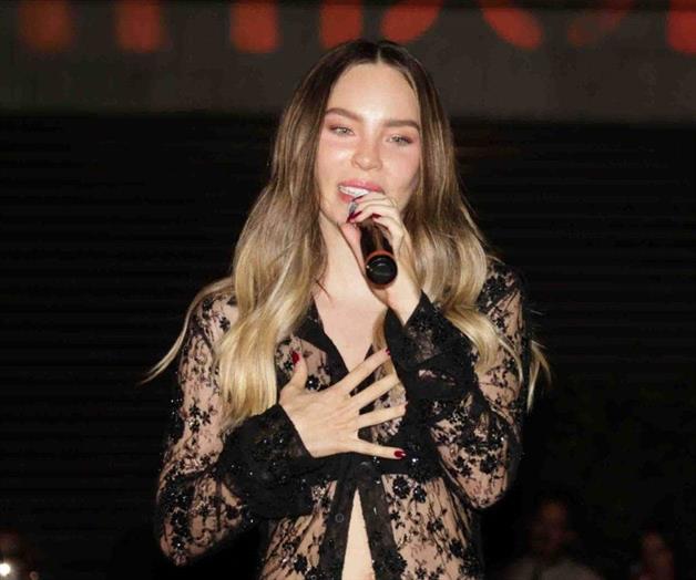 Belinda pone l&iacute;mite a Lupillo