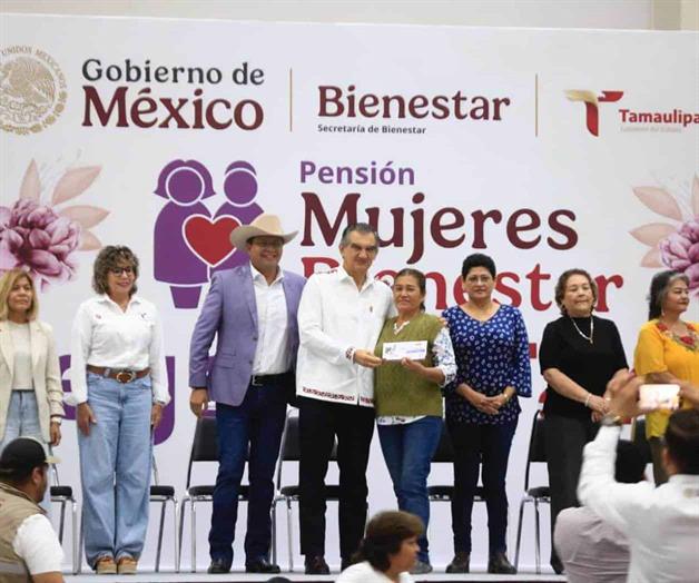 Entrega Américo tarjetas de Pensión Mujeres Bienestar Entrega Américo tarjetas de Pensión Mujeres Bienestar