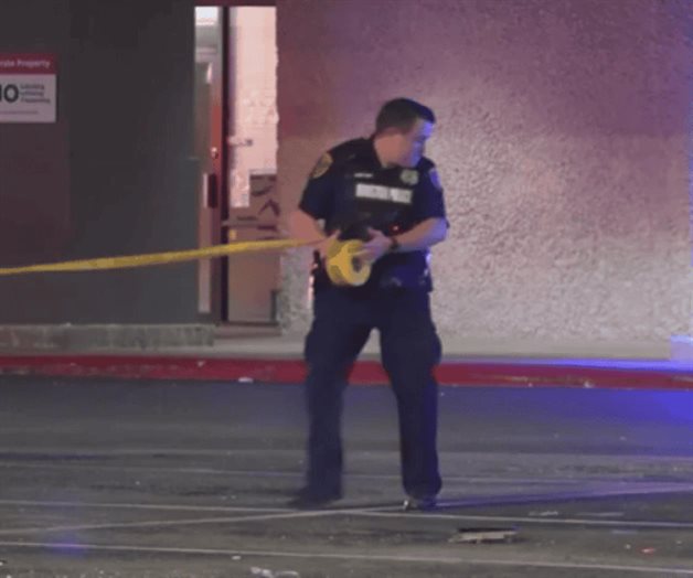 Muere mujer tras balacera en club Muere mujer tras balacera en club
