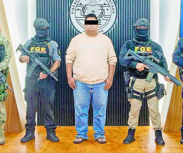 Entrega comunidad a asesino de sacerdote Entrega comunidad a asesino de sacerdote