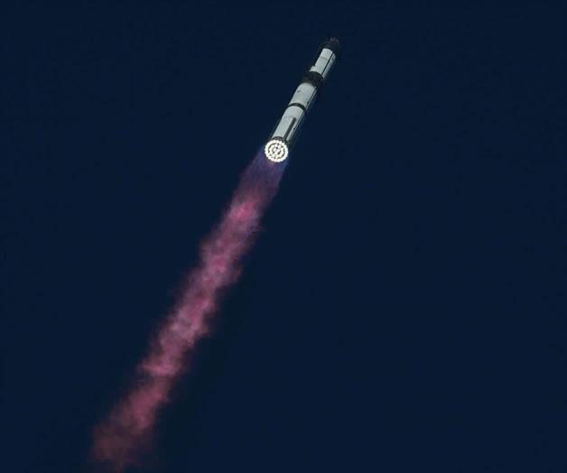 SpaceX lanza el cohete más grande del mundo SpaceX lanza el cohete más grande del mundo