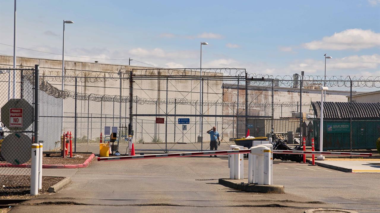Aceleran deportación de millones de inmigrantes