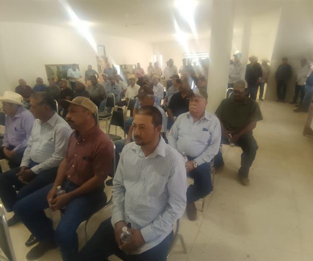 Productores de Río Bravo desisten a bloqueo pero realizan concentración Productores de Río Bravo desisten a bloqueo pero realizan concentración