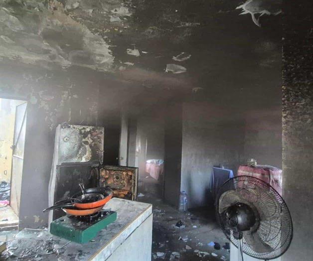 Incendio deja a casa en cenizas Incendio deja a casa en cenizas