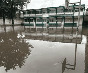 Brigadas de la SEP inspeccionan escuelas afectadas por lluvias
