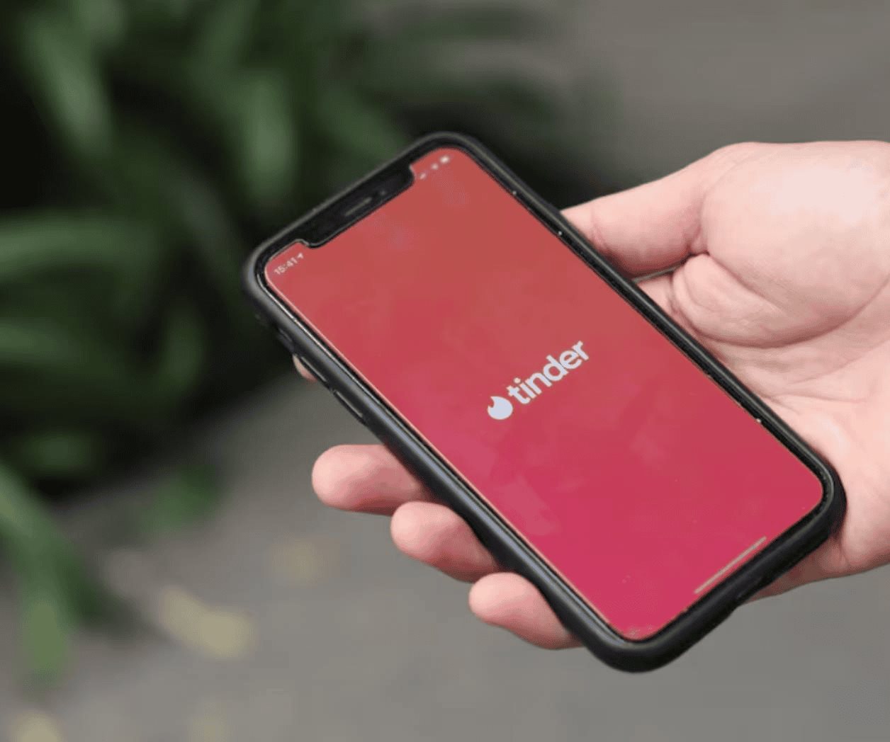 Sheinbaum propone que el SAT acceda a datos de apps de citas