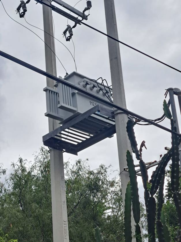 ¡Más de un mes sin luz!