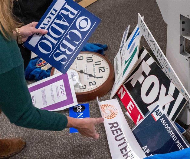 Periodistas abandonan el Pentágono Periodistas abandonan el Pentágono