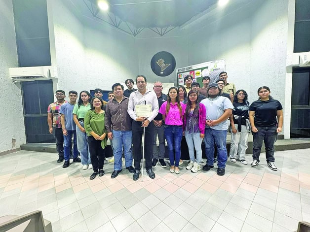 Escuchan tema sobre accesibilidad universal