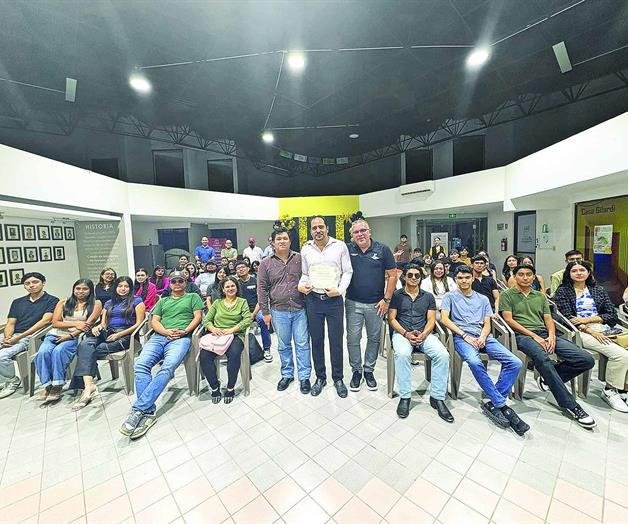 Escuchan tema sobre accesibilidad universal